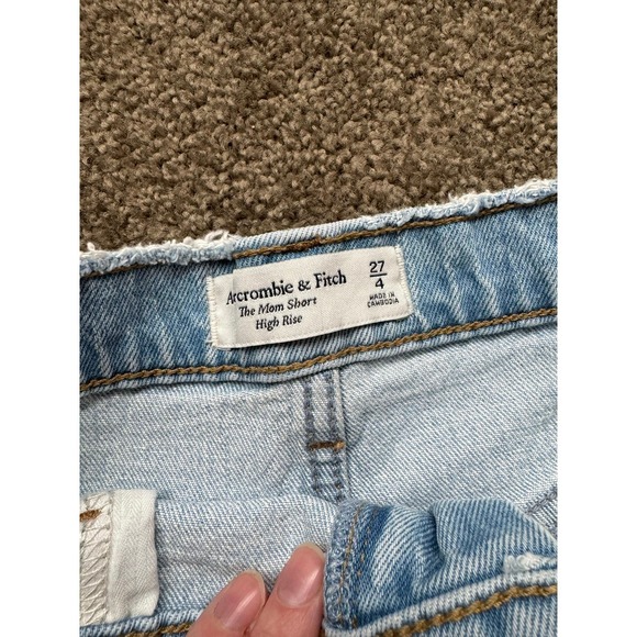 Abercrombie High Rise Mom Short - Picture 3 of 3